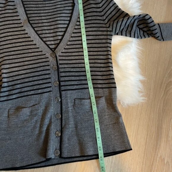 Anthropologie Merino Wool Cardigan - Picture 12 of 12